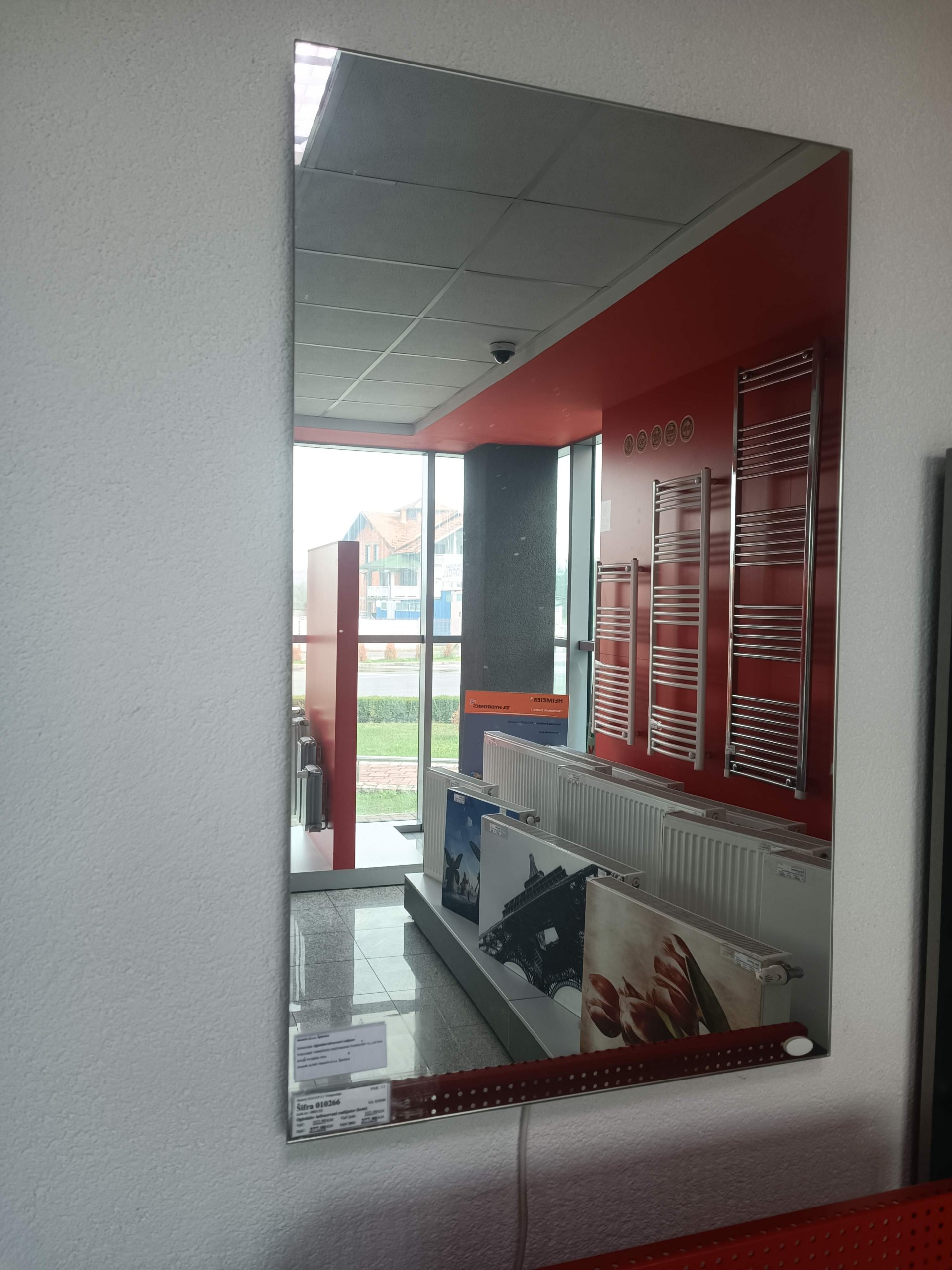 IC ogledalo radijator