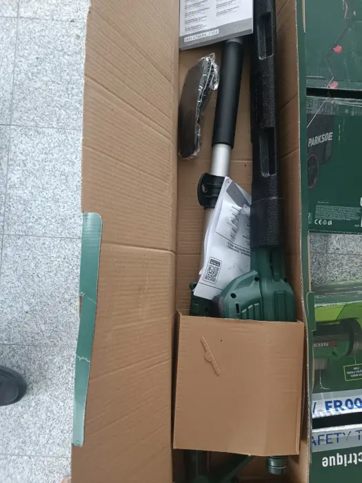 Slika oglasa Parkside Aku trimer za ograde