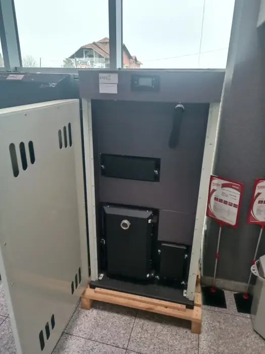 Slika oglasa Kotao na pelet Radiator 25 kW